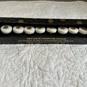 Set of 8 marble knobs